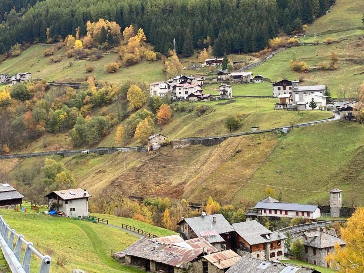 Baita Valtellina. Relax Nel Cuore Delle Alpi Grosio Luaran gambar