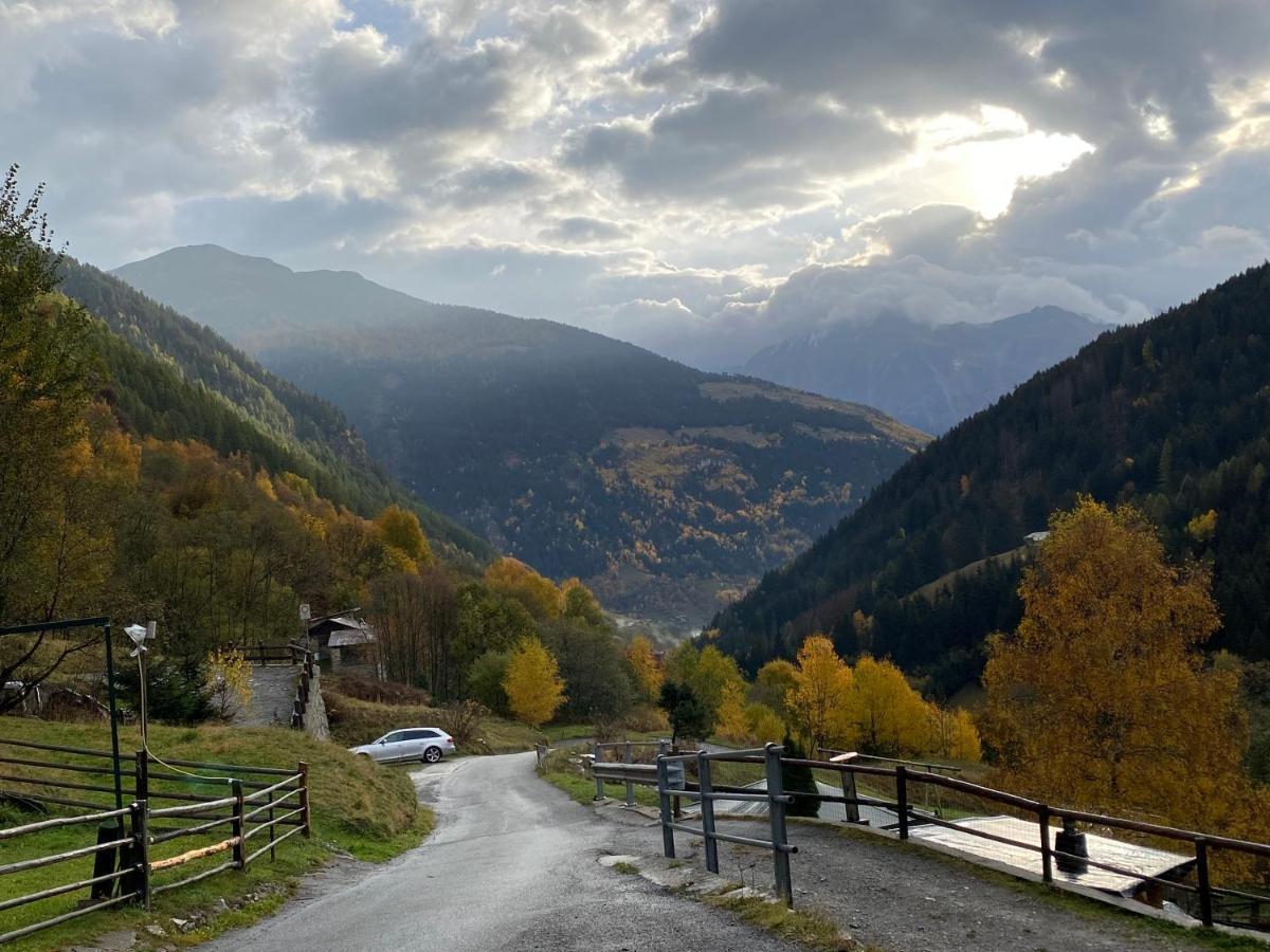 Baita Valtellina. Relax Nel Cuore Delle Alpi Grosio Luaran gambar